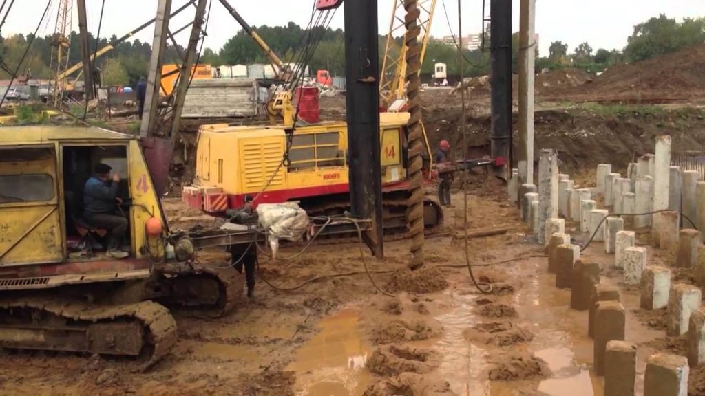 бурение под сваи